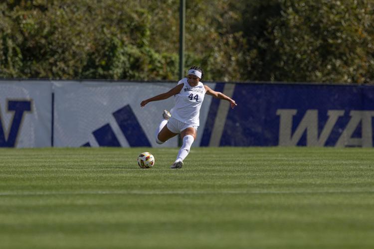 242909_KanoaShim-Ly_WSoccerVsIndiana-5.jpg