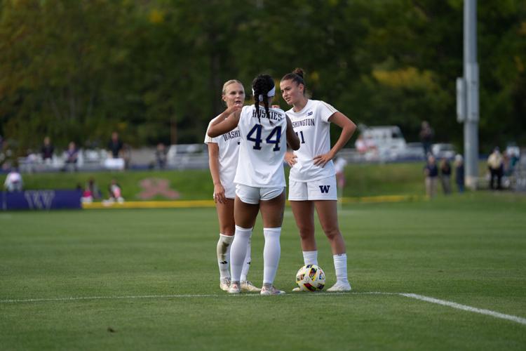 242909_KanoaShim-Ly_WSoccerVsIndiana-25.jpg